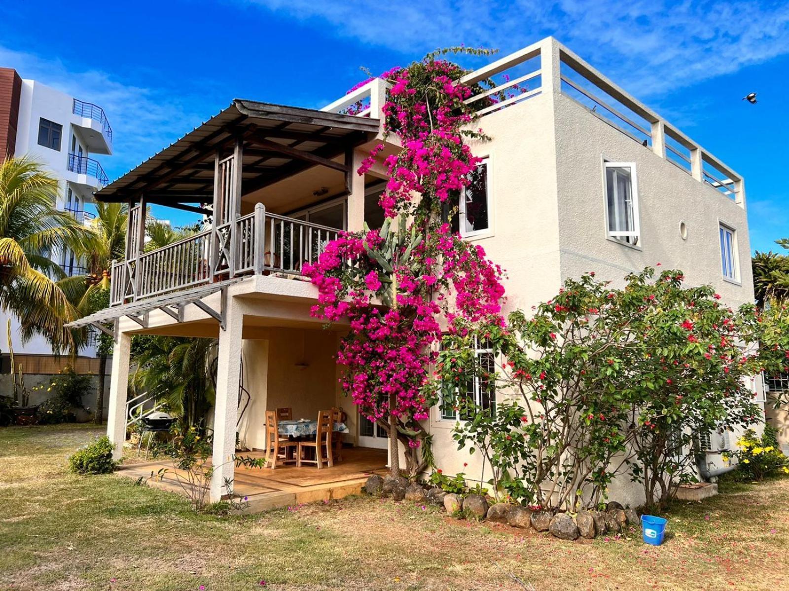 Roche Island Bungalows Grand Baie Exterior foto